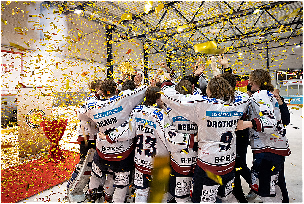 U20-DNL Meisterschaftsfinale;  Koelner Junghaie - Eisbaeren Juniors Berlin; Koeln, 27.03.2022